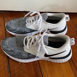 Nike Flyknit Odyssey React White Sneakers